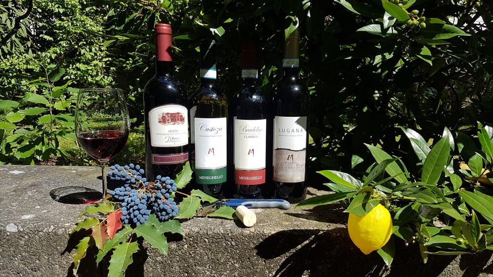 Wein auf der Terrasse Wein auf der Terrasse